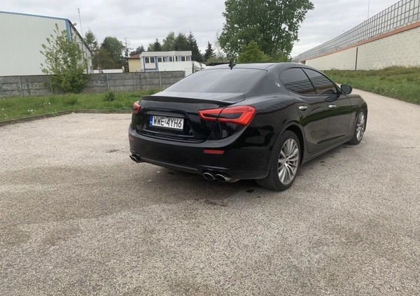 Maserati Ghibli cena 85900 przebieg: 102000, rok produkcji 2015 z Warszawa małe 106